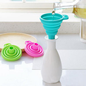 New mini high quality Silicone Gel Foldable Collapsible Style Funnel Hopper
